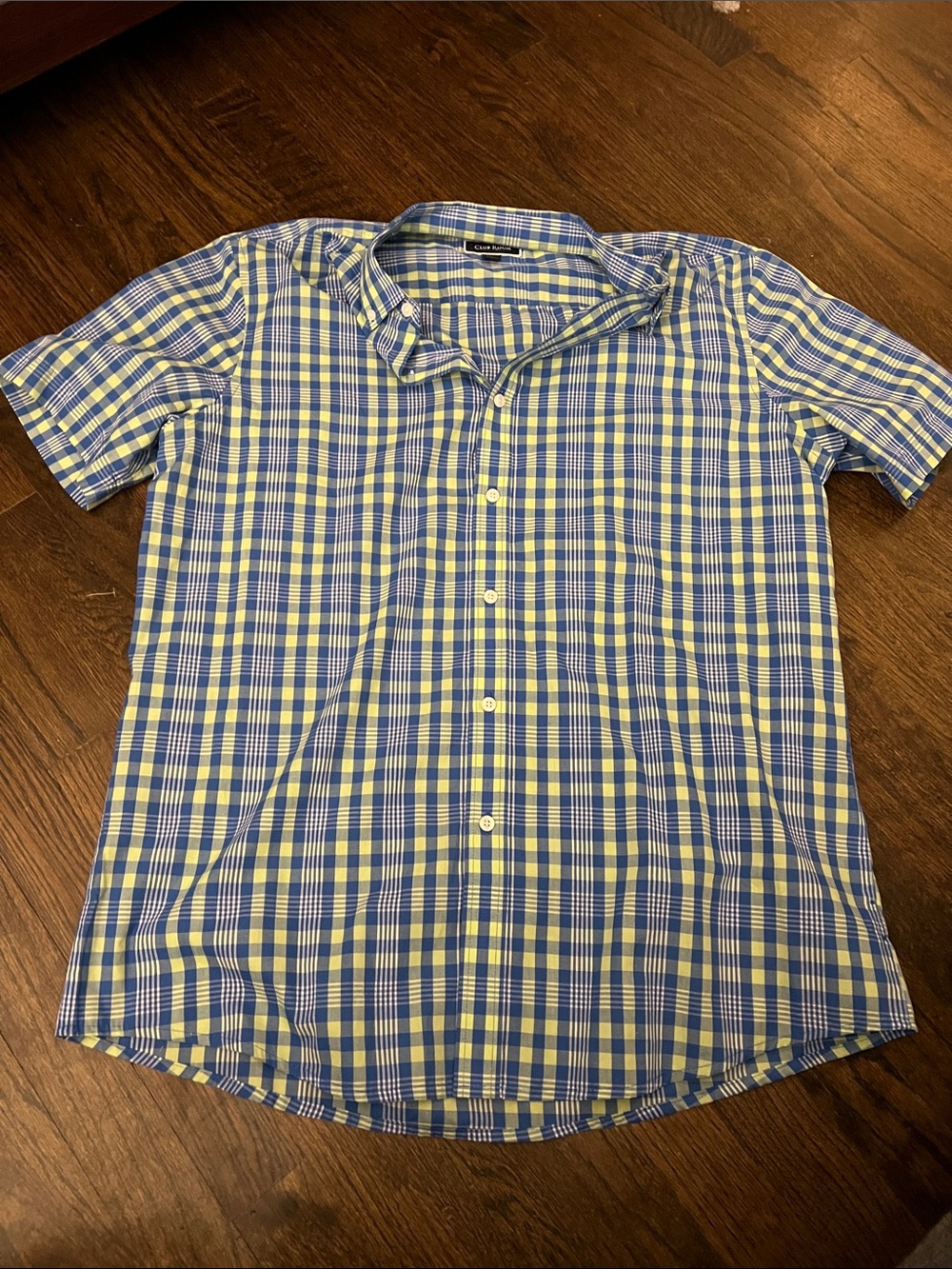 Club Room Short-Sleeve Plaid Button-Down Shirt in Blue and Yellow